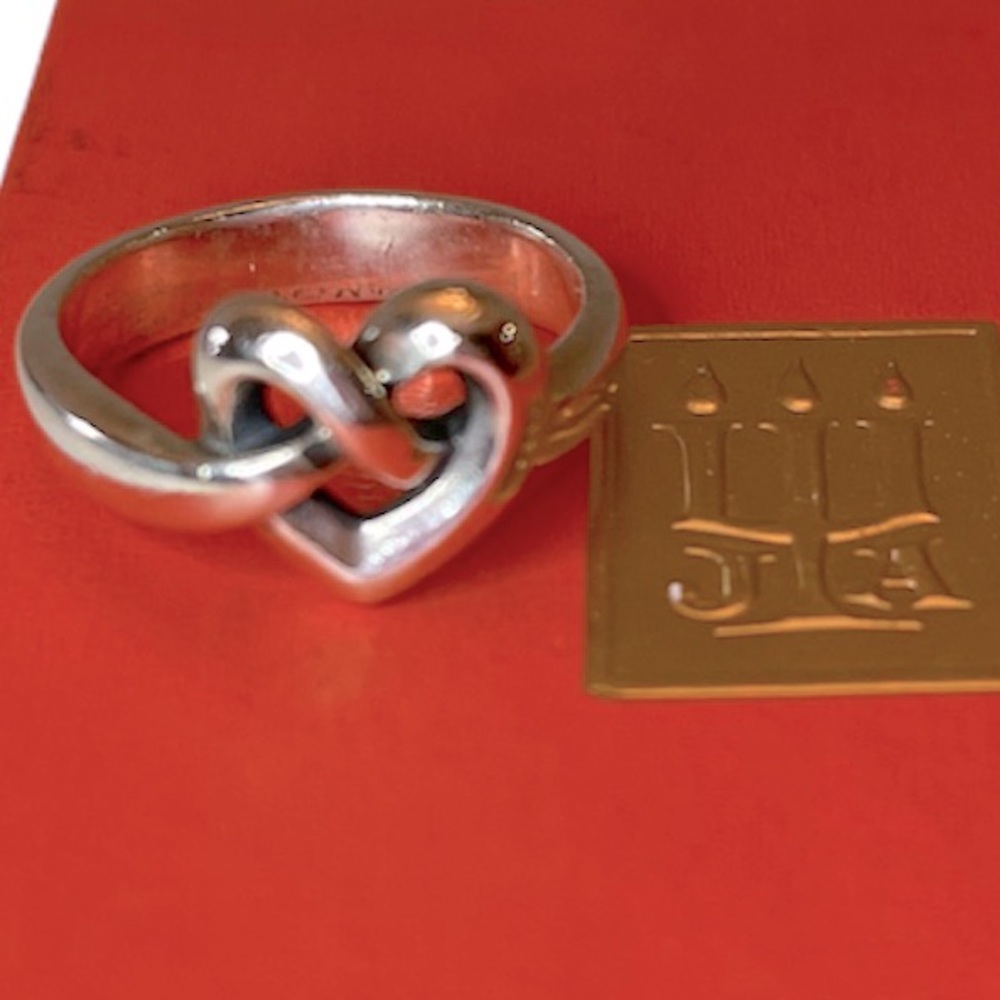 JAMES AVERY Ring Heart Knot Sterling Silver .925 Size 6 EUC
